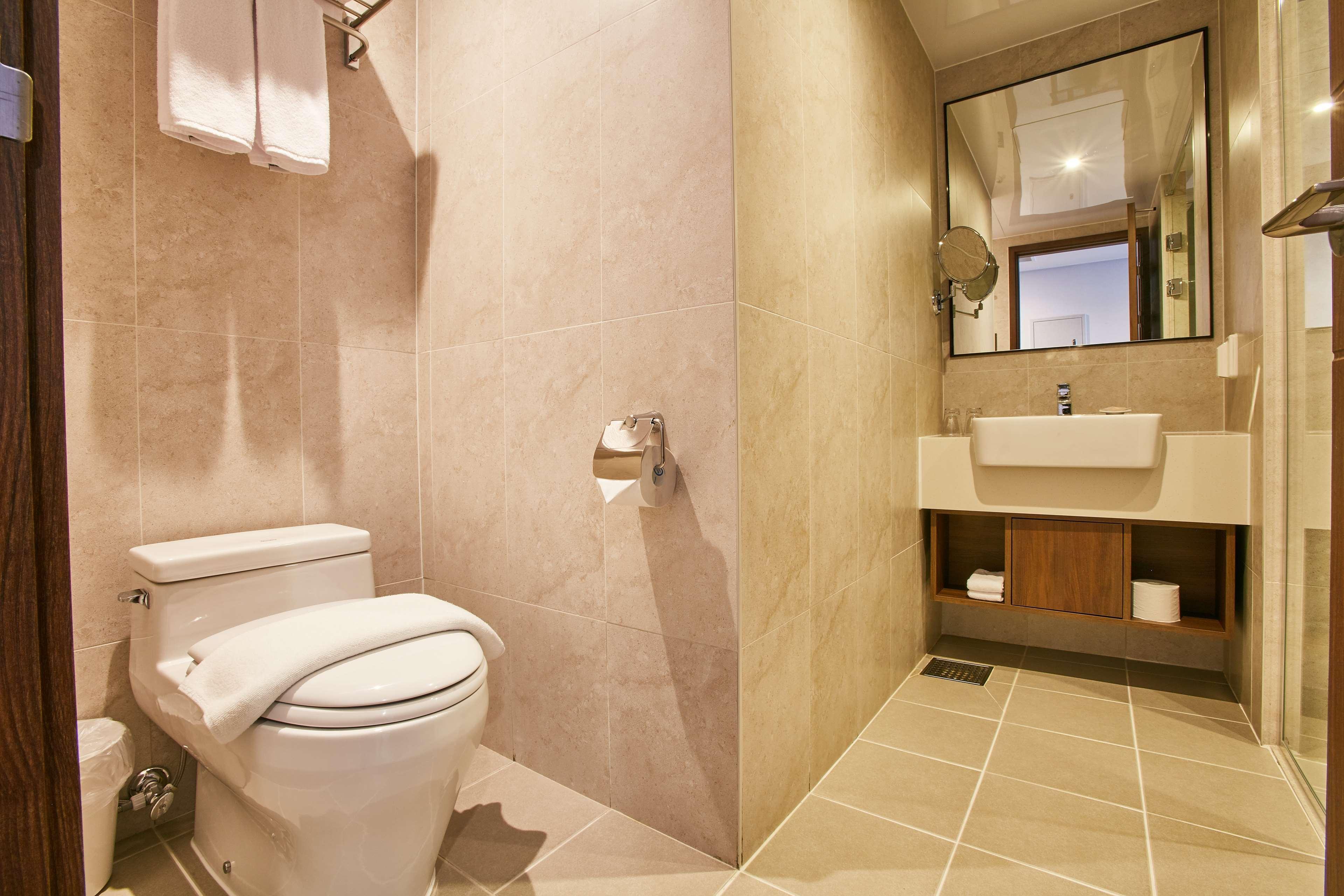 Western San Antonio 4*