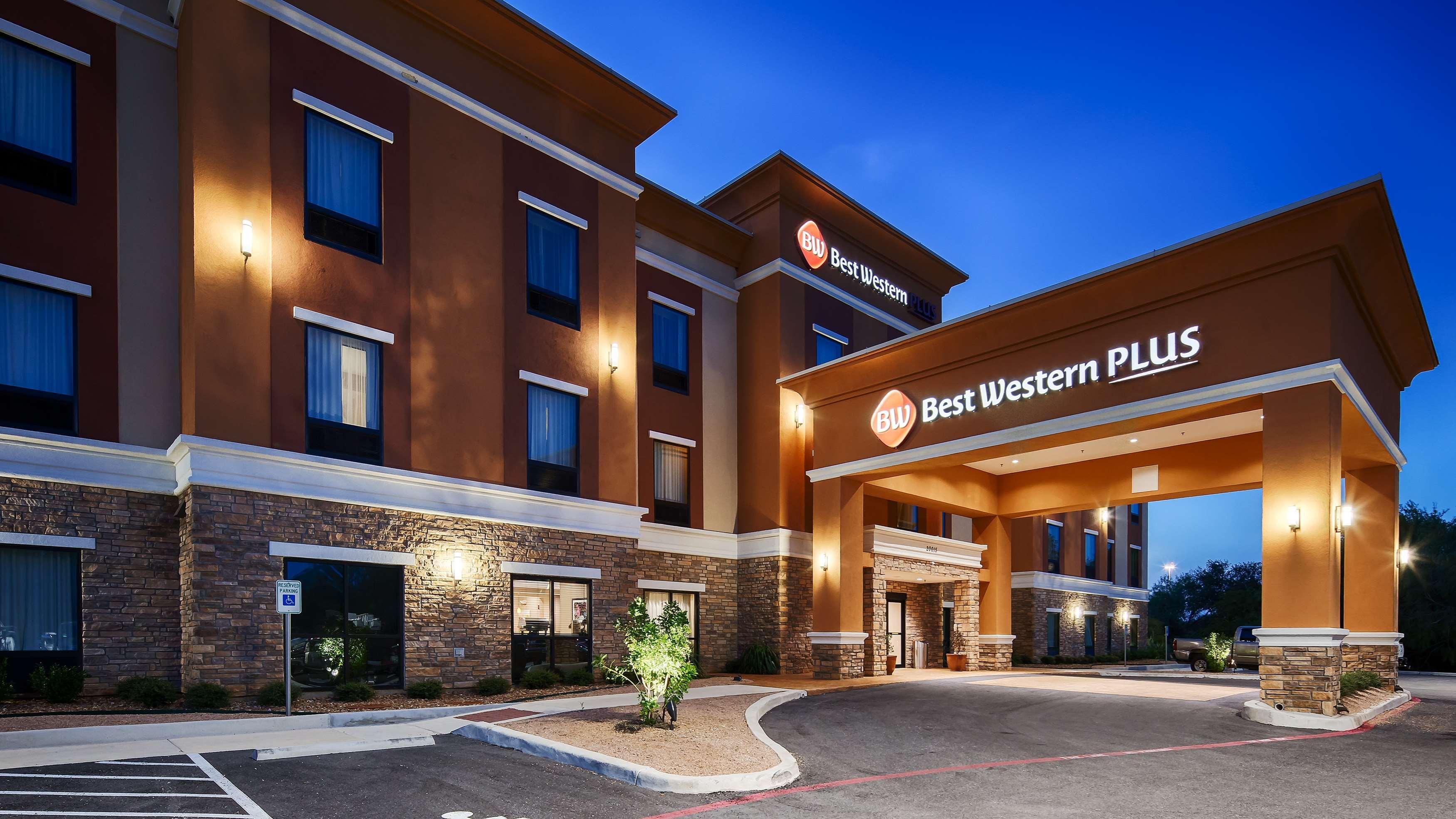 Western San Antonio Hotel