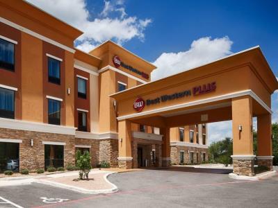 Western San Antonio Hotel 4*