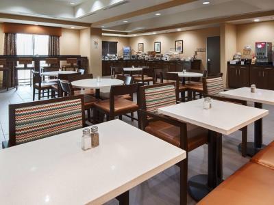 Western San Antonio Hotel 4*