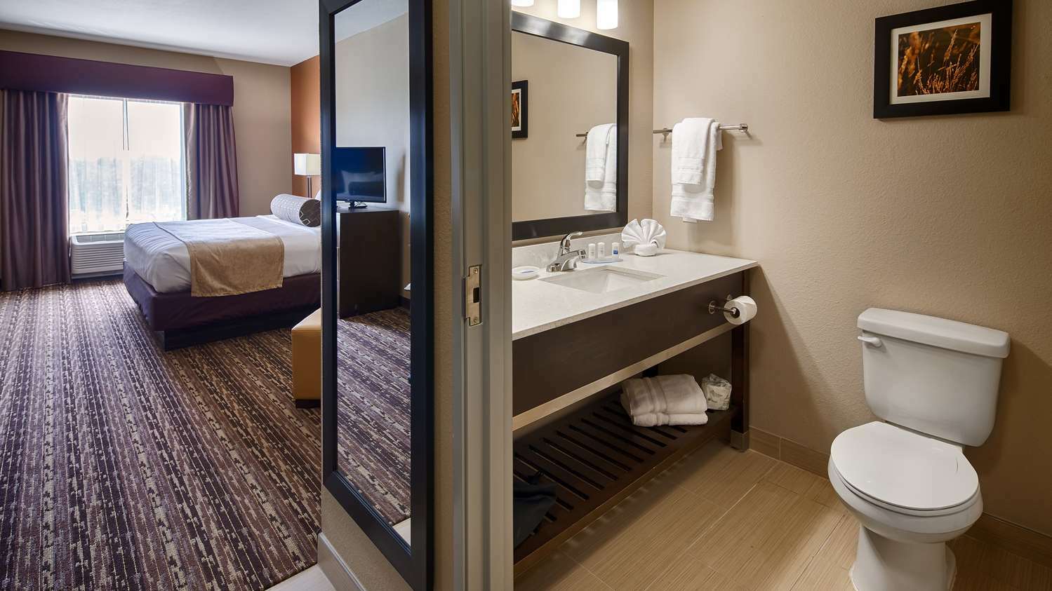 Western San Antonio 4* Elmendorf